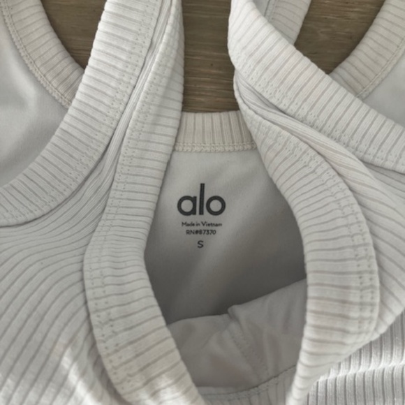 ALO Yoga Wellness Bra White Size SM Small Athleisure Lounge Pilates Sports Bra - Picture 7 of 7